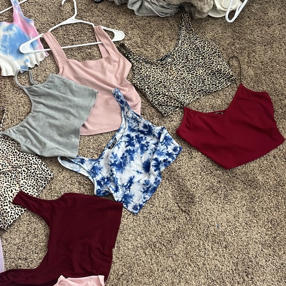 all size s/m tanks!!! from shien!! - Picture 4 of 5